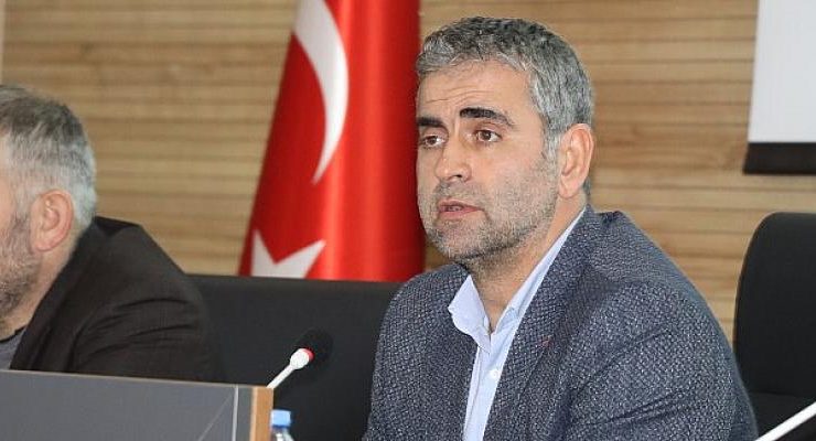 Yeni belediye binasında ilk meclis