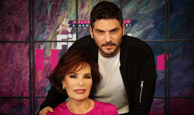 Hülya Koçyiğit Tolgahan Sayışman'ı Konuk Etti
