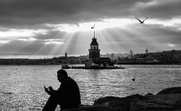 “Işıklarınızı Açın" sergisinin geliri TEGV'li çocuklara destek olacak