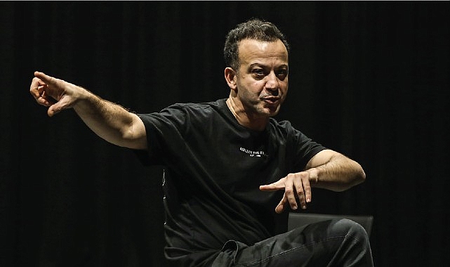 Zorlu PSM'nin Yeni Oyunu “Kibritin Ucunda" Rıza Kocaoğlu'nun Eşsiz Performansı ile 25 Ocak'ta Prömiyer Yapıyor!