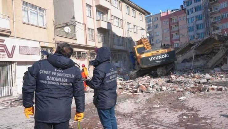 Ağır hasarlı bina sayısı güncellendi, 100 bini aştı