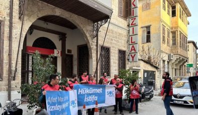 Kızılay’ı protesto hareketi sonrası meskenlerden gözaltı