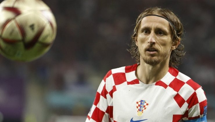 Luka Modric formasını depremzedeler için bağışladı