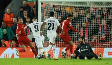 Şampiyonlar Ligi’nde Real Madrid, Liverpool’u deplasmanda 5’ledi!