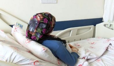 27 yaşındaki bayana karın iç zarından alınan modül ile vajina yapıldı