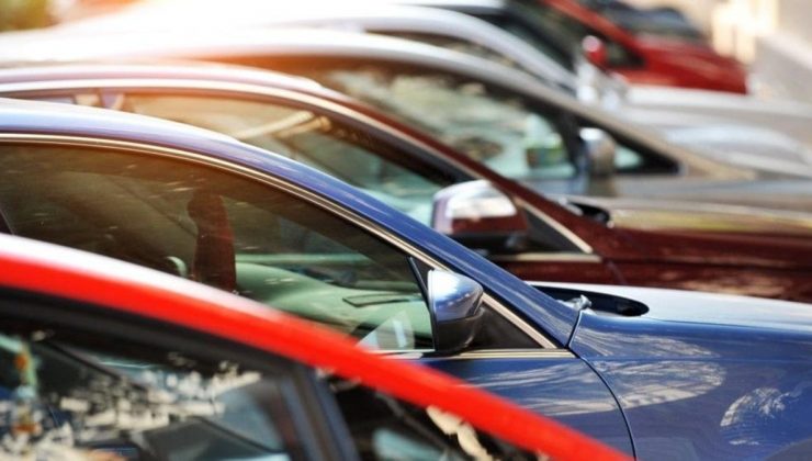 Araba ve hafif ticari araç satışları şubatta yıllık yüzde 63,4 arttı