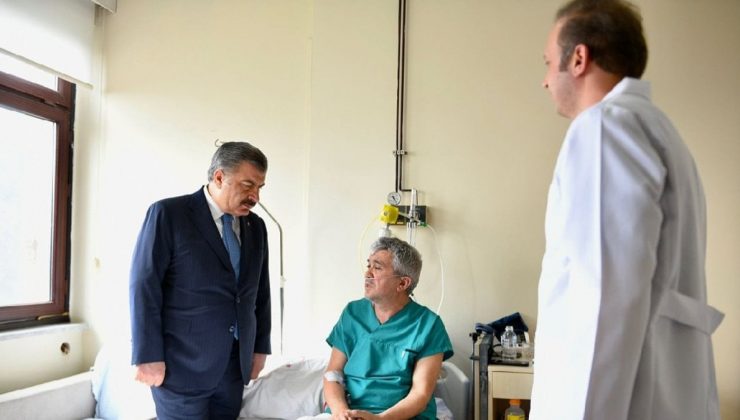 Bakan Koca, yangın çıkan hastanede incelemelerde bulundu