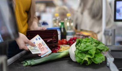 Euro Bölgesi’nde enflasyon martta yüzde 6,9 oldu