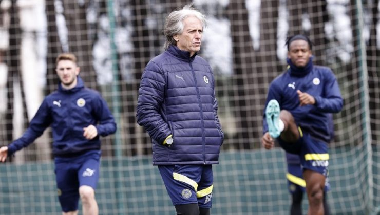 Fenerbahçe’ye Jorge Jesus’tan neşter
