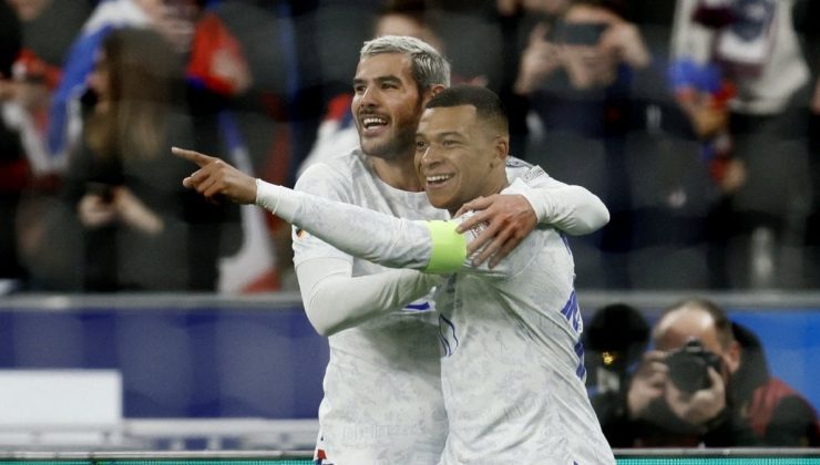 Fransa’da yeni kaptan Mbappe, Hollanda karşısında gösteri yaptı