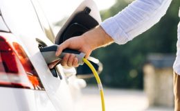 İSPARK otoparklarına elektrikli araçlar için şarj istasyonu kurulacak