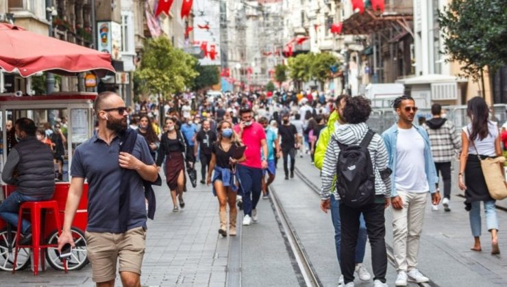 İstanbul’da kaygı sarsıntısı: Yeme içme kesimi ile turizmde büyük düşüş