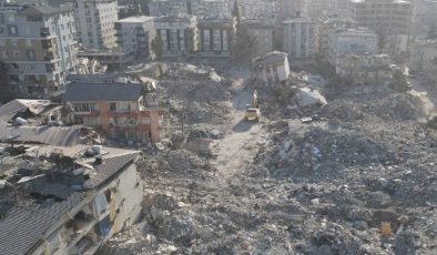 Ivo Kaderka’dan depremzedeler için dayanak bildirisi