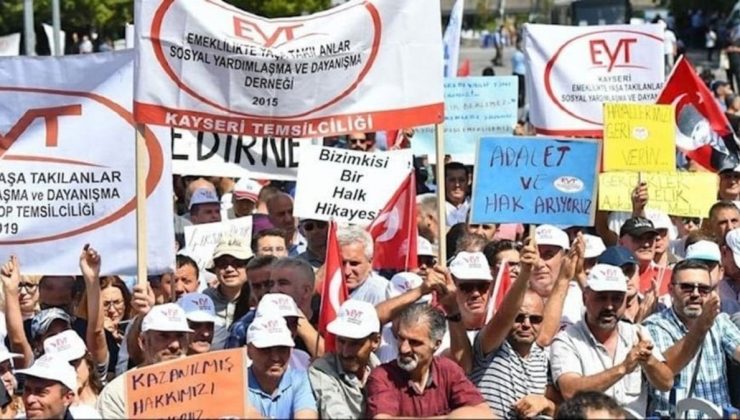 SGK Başkanı’na istifa daveti