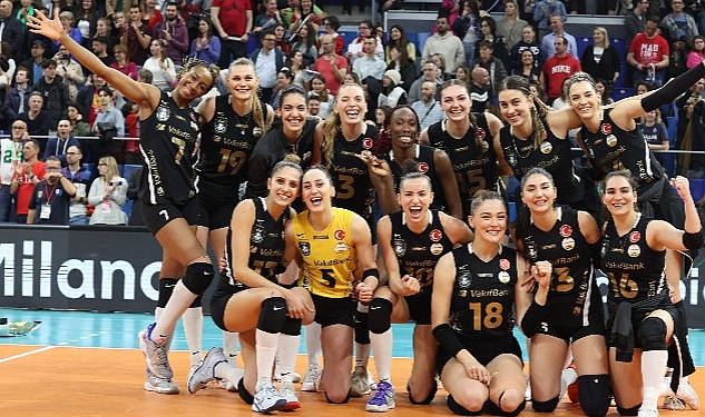 VakıfBank, 11. kez üst üste yarı finalde