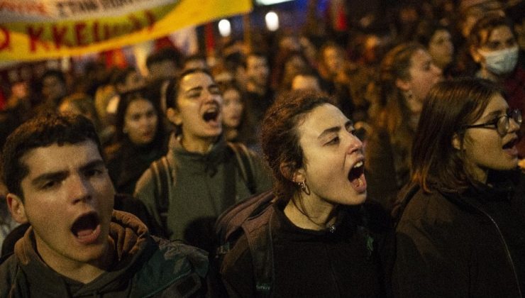 Yunanistan’daki tren kazasının akabinde demiryolu çalışanlarından greve devam kararı