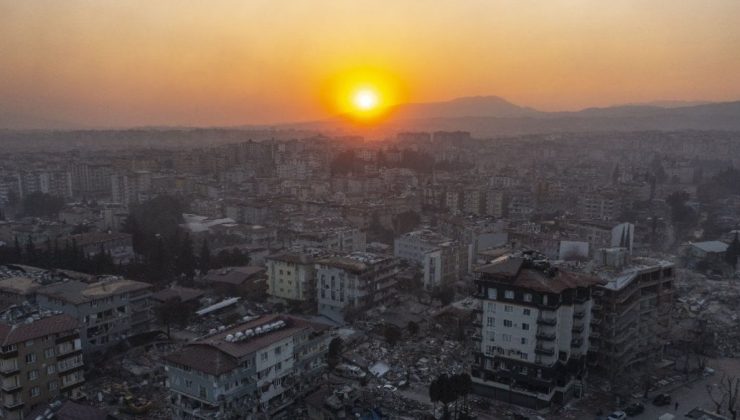 AFAD: Zelzele bölgesine geri dönmek isteyenlere kolaylık sağlanacak