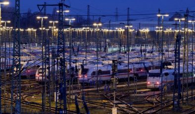 Almanya’da demir yolu çalışanları ikaz grevine gidecek
