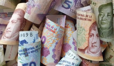 Arjantin, Çin’den ithal ettiği eserlere dolar yerine yuan ile ödeme yapacak