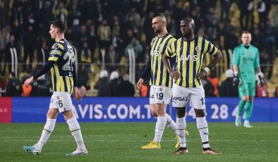 Beşiktaş alkışlarla tarih yazdı! Fenerbahçe 60 yıl sonra tıpkı bahtı yaşadı