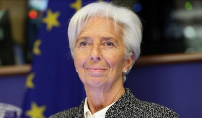 ECB Lideri Lagarde’dan enflasyonla uğraş bildirisi