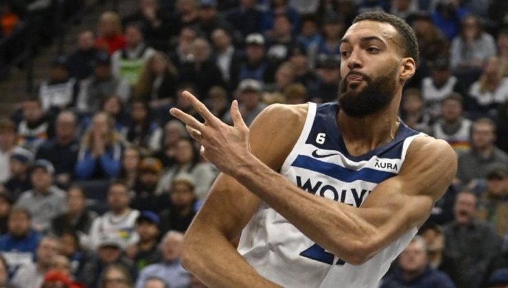 Ekip arkadaşına yumruk atan Gobert özür diledi
