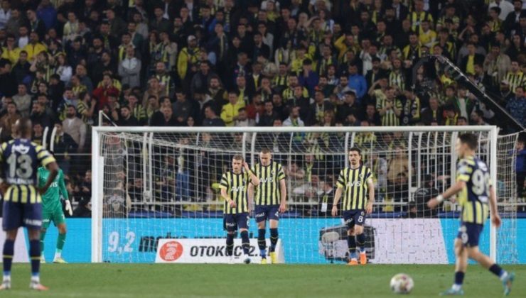 Fenerbahçe ligde kalma savaşı veren ekiplere puan kaybetti