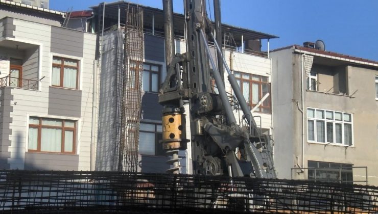 İstanbul’da metro şantiyesinde vincin zinciri koptu