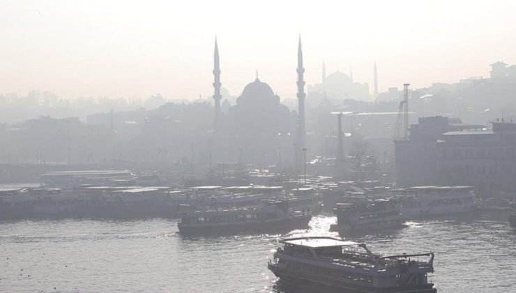 İstanbul’da sis tesirli oluyor