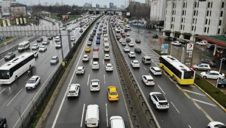 İstanbul’daki trafik sıkıntısının çözülmesi için atılması gereken 3 adım