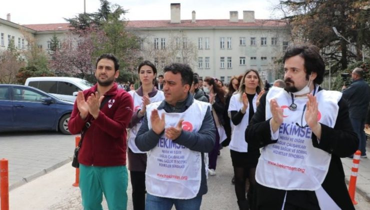 Tabip ve sekreterine yumruklu akın