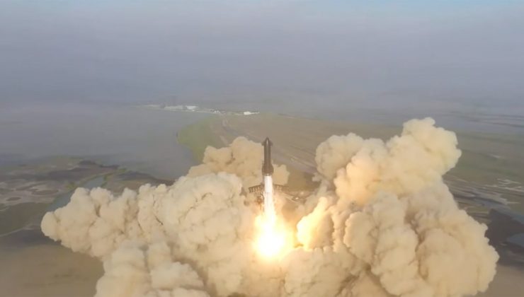 Tarihin en güçlü roketi SpaceX Starship, test uçuşunda patladı!