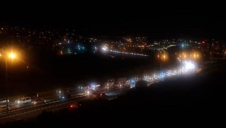TEM ve D-100’de dönüş trafiği başlaldı