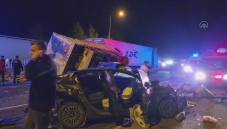 Adana’da katliam üzere kaza: 7 meyyit, 7 yaralı