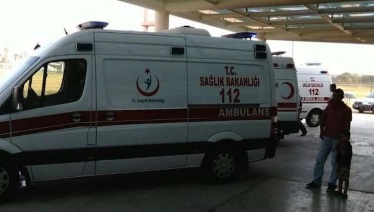 Araba çarptı, pusetteki bebek öldü