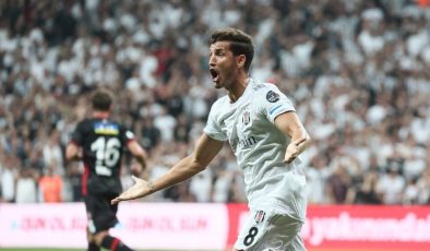 Beşiktaş’ta, Salih Uçan’a yeni kontrat ve artırım