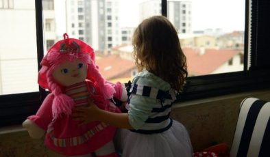 Bursa’da 3 yaşındaki çocuk ve annesi mesken mahpusunda