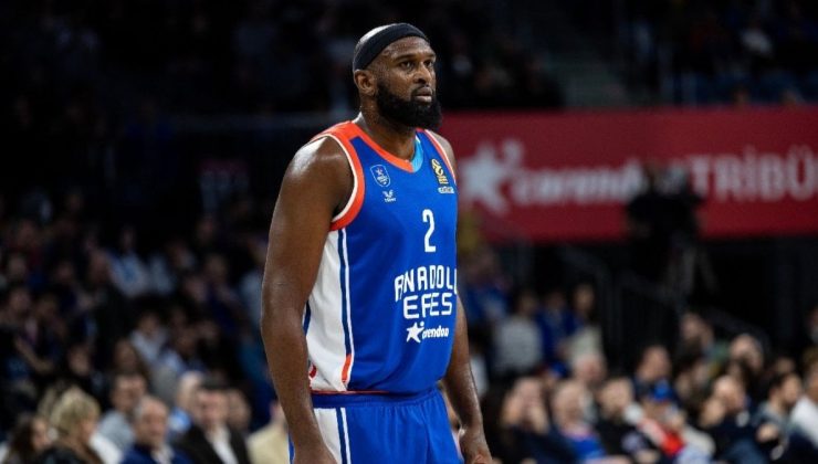 Chris Singleton kalp krizi geçirdi! Anadolu Efes’ten açıklama