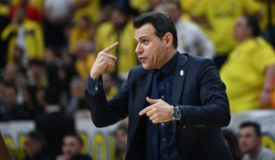 Dimitris Itoudis: Atina’ya mevt kalım maçına gidiyoruz
