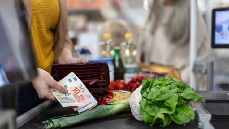 Euro Bölgesi’nde enflasyon yüzde 7’ye yükseldi