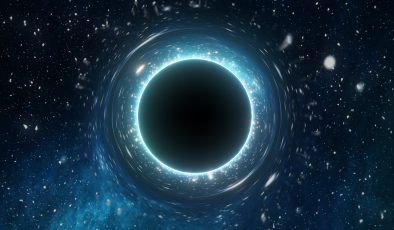 James Webb teleskobu galaksiyi “sömüren” harika kütleli kara delik keşfetti