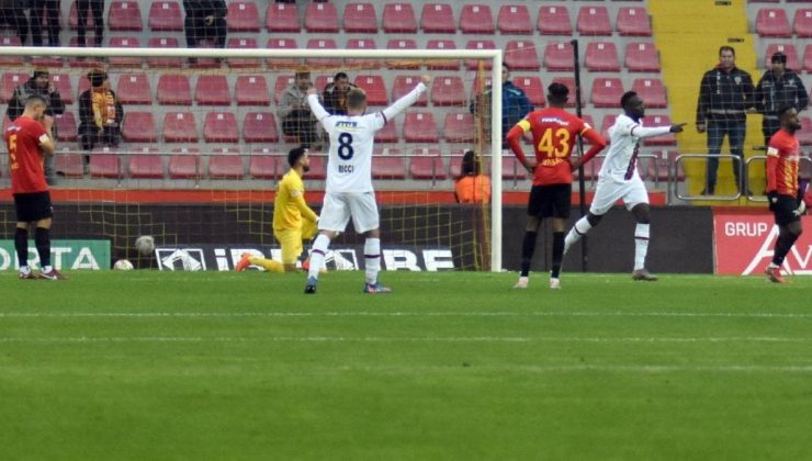 Kayserispor’da savunma sorunu