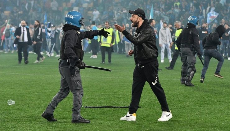 Napoli’nin şampiyonluk sonrası kutlamasında şiddet patlaması