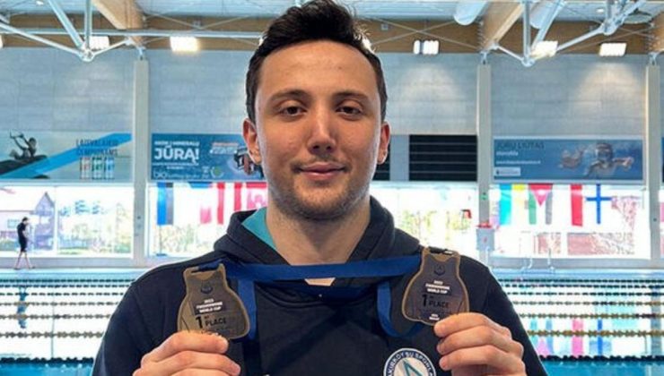 Ömer Faruk Saydam, paletli yüzmenin 50 ve 100 m disiplinlerinde dünya şampiyonu oldu  