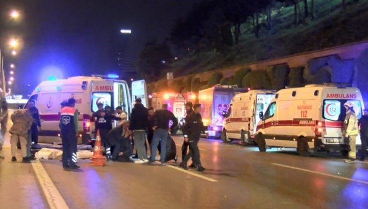 Yol kenarında çalışan İBB personellerine araba çarptı: 4 meyyit bir yaralı