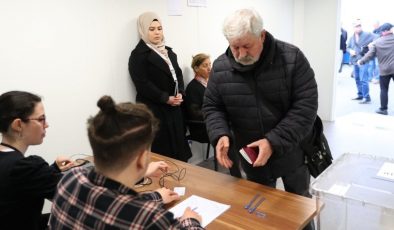 Yurt dışında oy verme süreçleri bugün sona eriyor