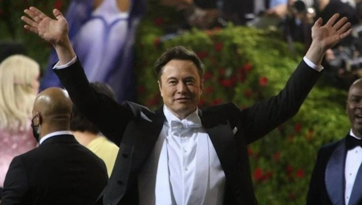 Elon Musk, “dünyanın en zengini” unvanını geri aldı