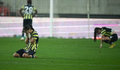 Fenerbahçe Opet, şampiyonluğu Ankara Büyükşehir Belediyesi FOMGET’e kaptırdı