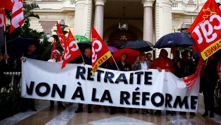 Fransa’da emeklilik ıslahatına karşı grevler sürüyor