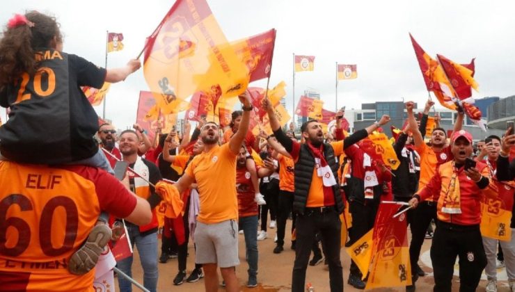 Harika Lig şampiyonu Galatasaray, coşkulu taraftarlarıyla Fenerbahçe derbisine hazır